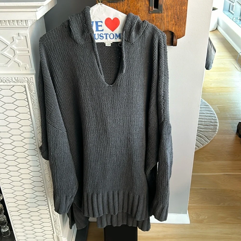 Aerie sweater/sweatshirt - Picture 1 of 4